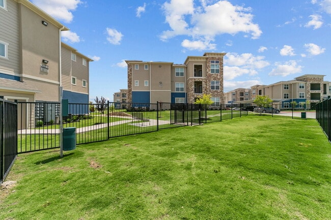 Cross Timbers Apartments