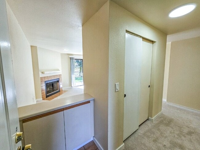 Photo - 13801 Old Redmond Rd