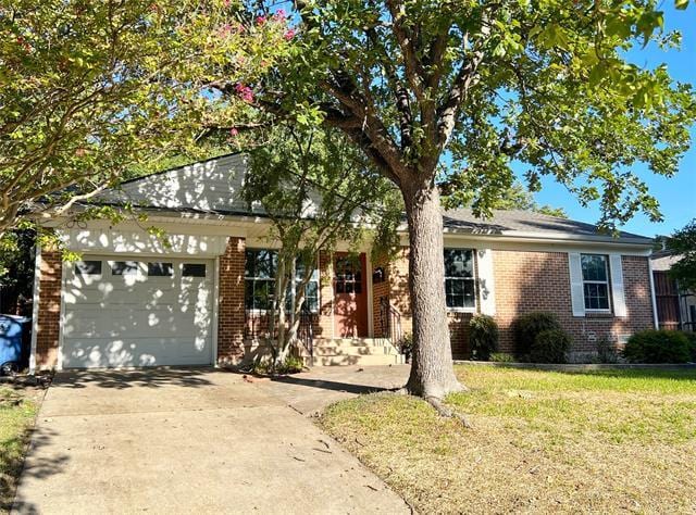 Photo - 10025 Newcombe Dr