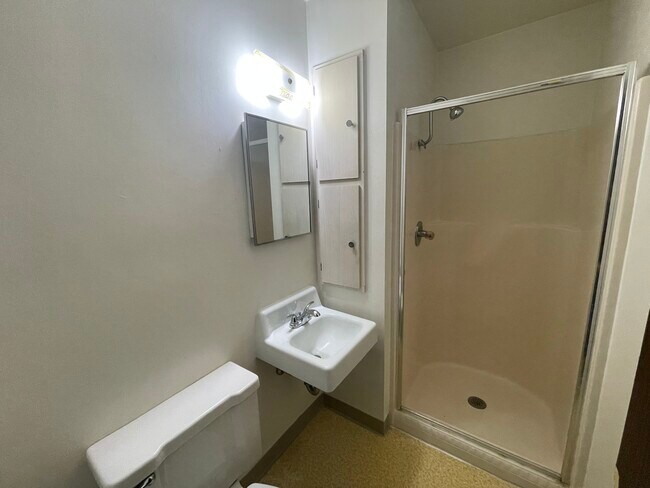 Apt 225 - Key Apartments