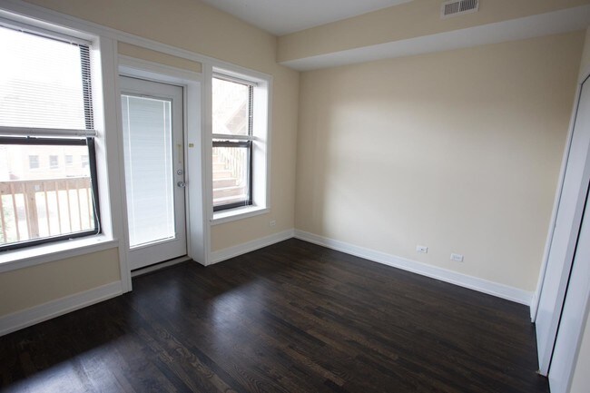 Bedroom - 5118  S. Greenwood
