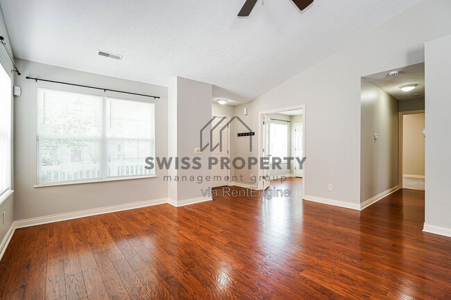 Photo - 7199 Normanton Dr