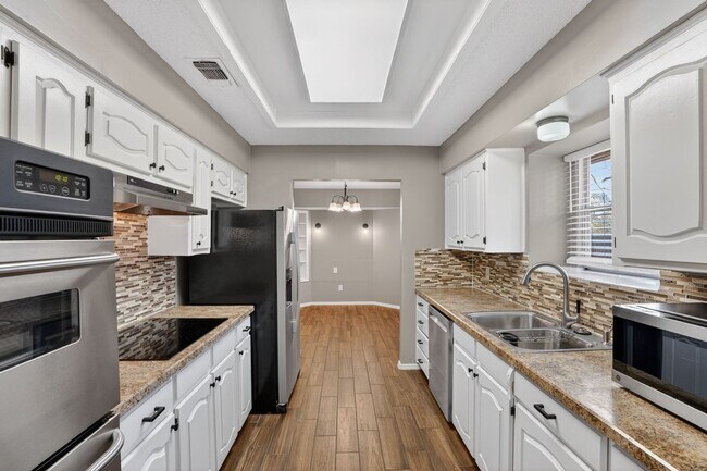 Photo - 2511 Ironwood Ct