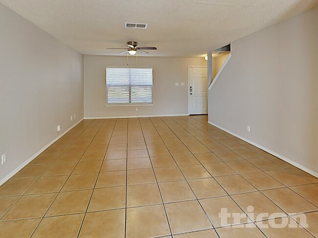 Photo - 7010 Flint View