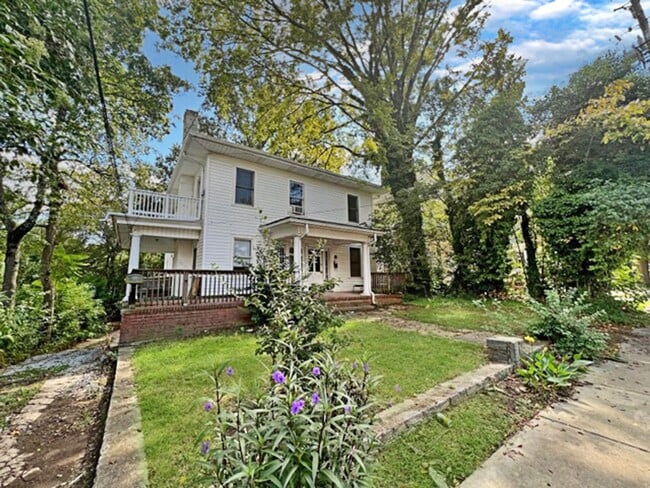 Building Photo - PARK117 Unit A