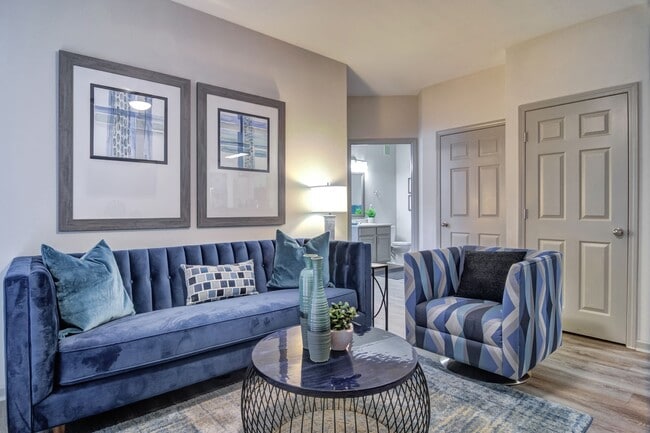 Photo - VILLAS BY THE LAKE