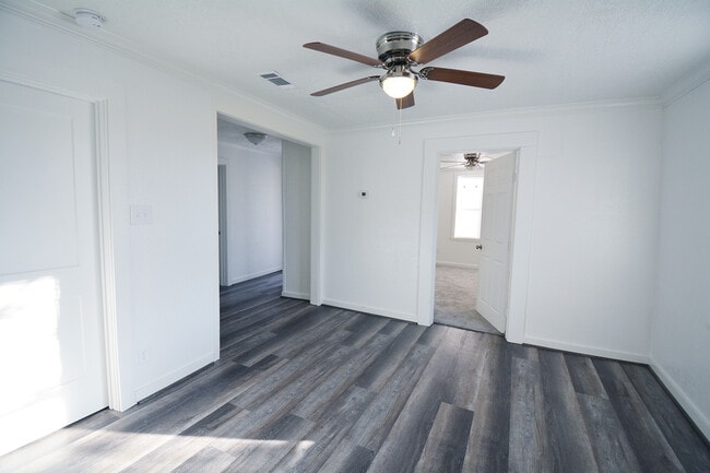 Photo - 514 W Jefferson St