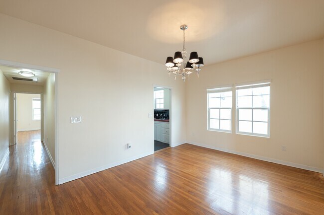 Photo - 341 N Stanley Ave