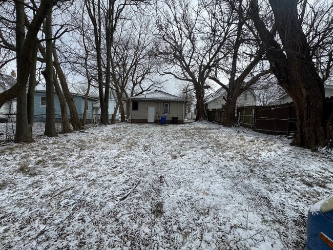 Photo - 1311 N Walnut Grove Ave