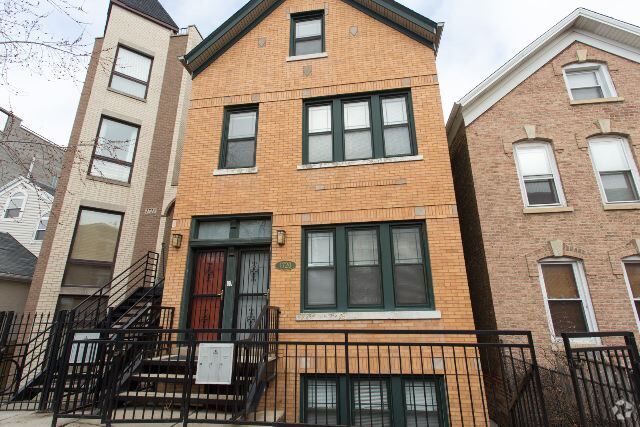 Building Photo - 1720 W North Ave Unit J08P Rental