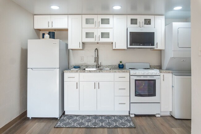 Building Photo - 2765 W Tharpe St