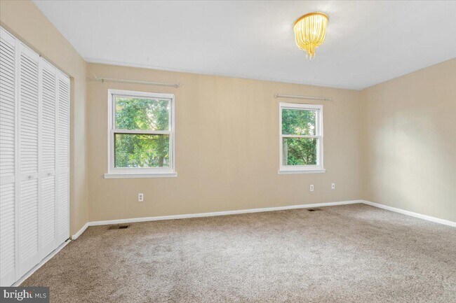 Photo - 49 Vienna Ct Townhome