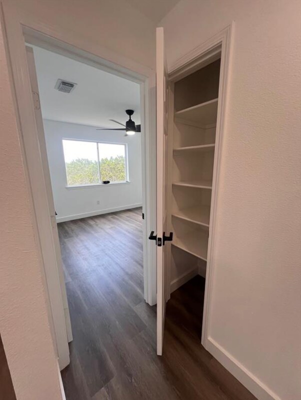 Photo - 450 Shady Bluff Dr Unit D