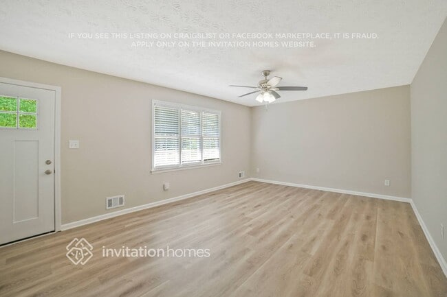 Photo - 444 Mephisto Cir