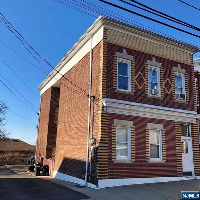 Building Photo - 313 Harrison Ave Unit 1-1 Rental