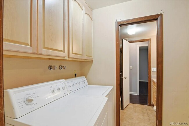Photo - 6136 High Dr