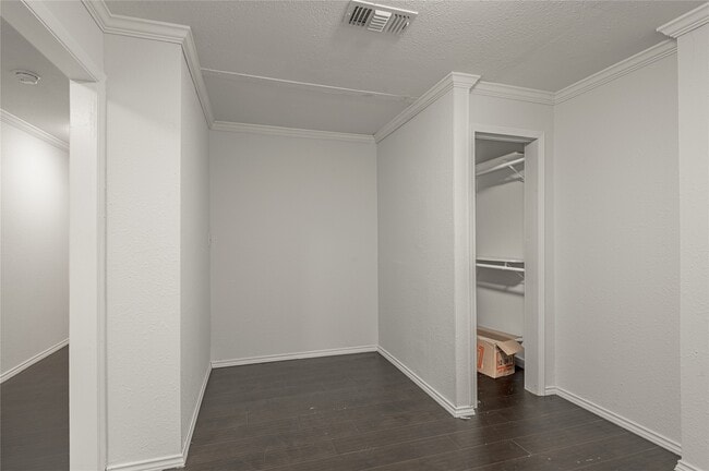Photo - 2800 Lake Rd