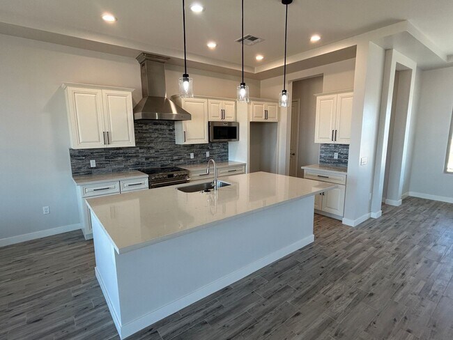 Photo - 23175 W Skinner Rd