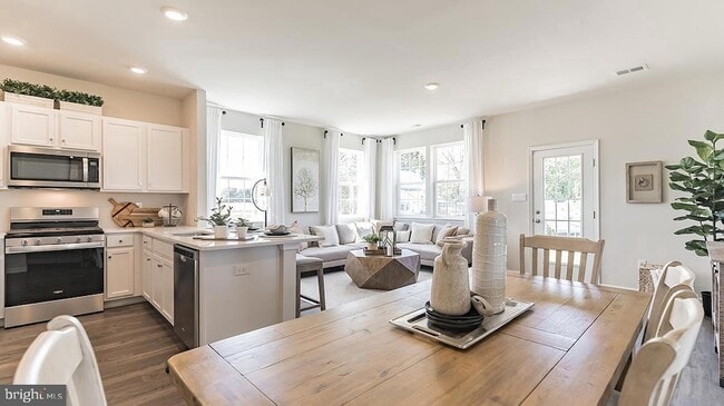 Photo - 57 Arlotta St