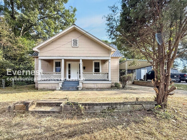 Building Photo - 708 Bell St Rental