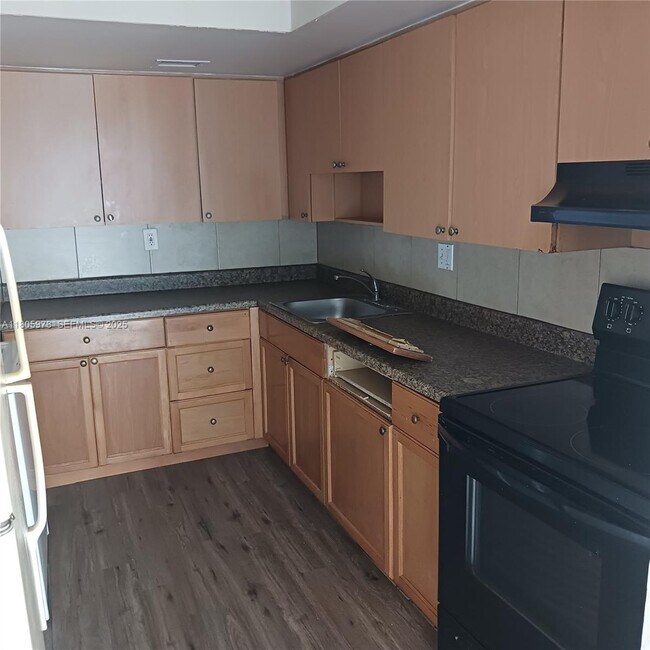 Photo - 5906 NW 21st St Unit 46-E