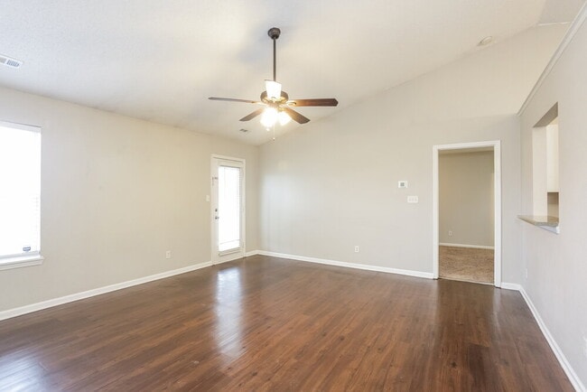 Photo - 1495 Egret Ln