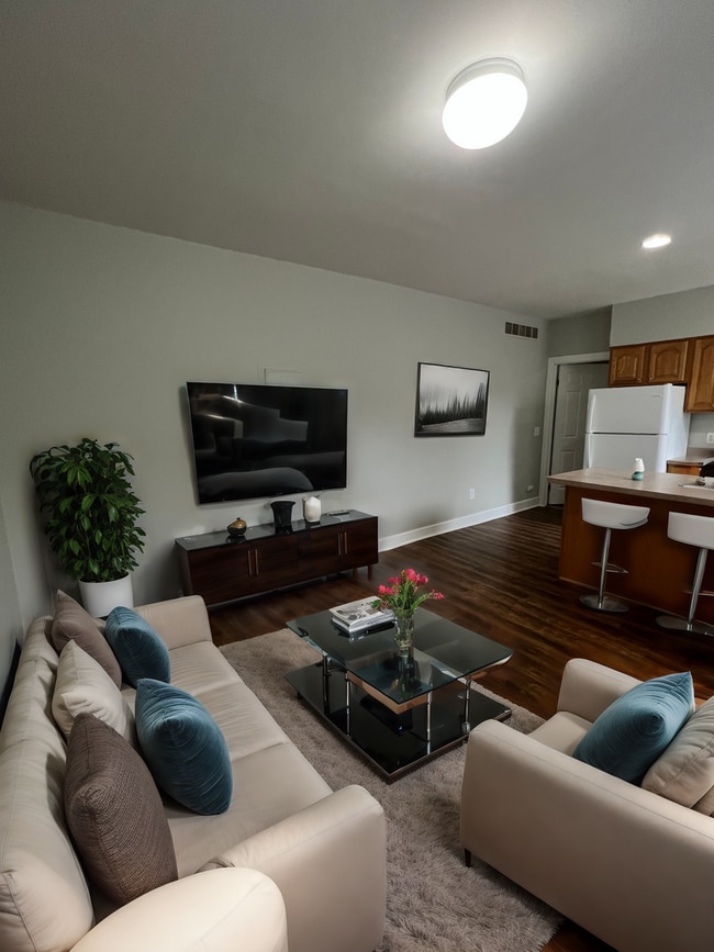 9 Pearl St Unit 2