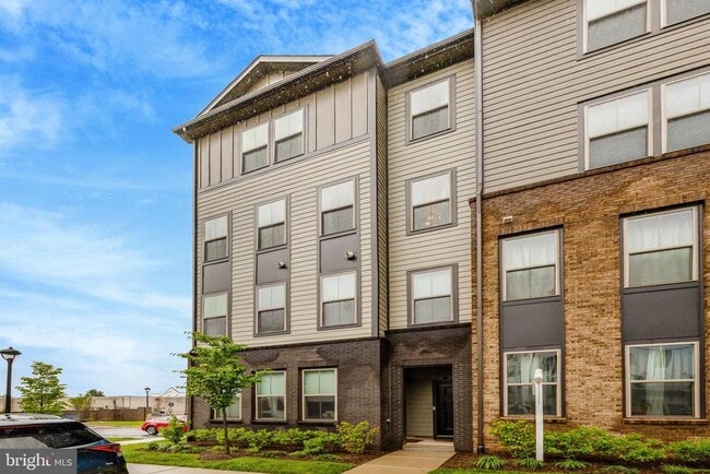 Photo - 20941 Bluebird Sq