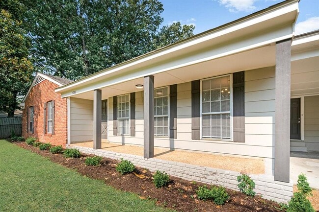 Photo - 3701 Joslyn St