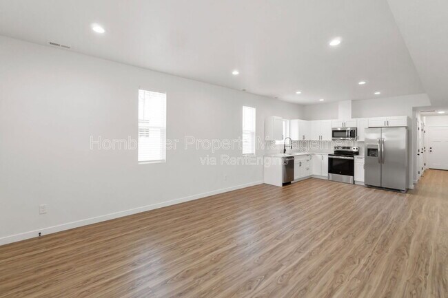 Photo - 2715 E Columbia Ave