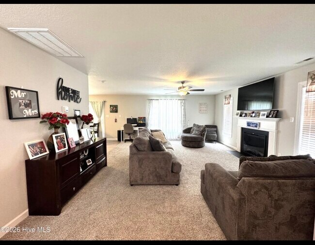Photo - 1109 Carteret Manor Dr