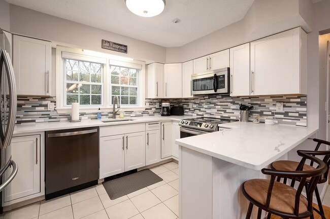 3 Williamsburg Cir Unit C