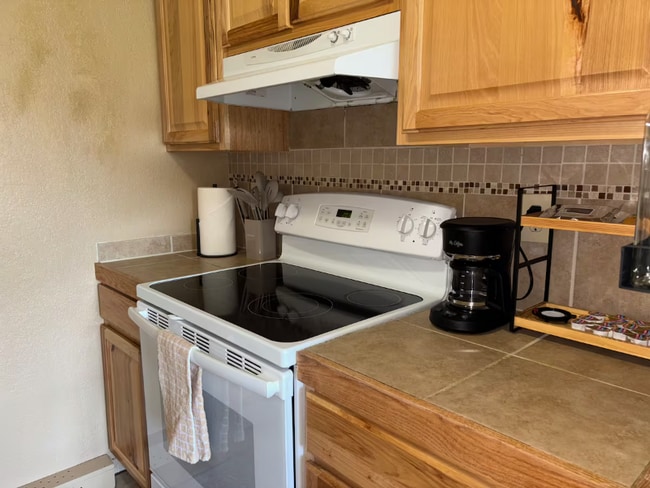 3520 E 42nd Ave Unit 5