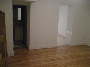 Photo - 158 Dupont St