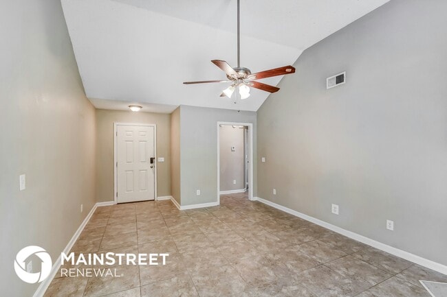 Photo - 224 Meriweather Ln