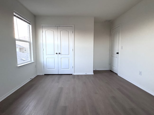 Photo - 7700 House Finch Dr