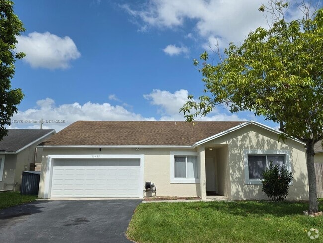Building Photo - 13412 SW 116th Ct Rental
