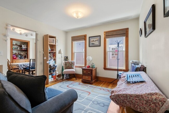 Photo - 26 Chilton St Unit 3A