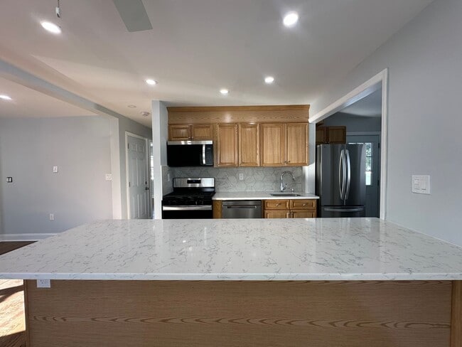 Photo - 10-05 2nd St Unit 1