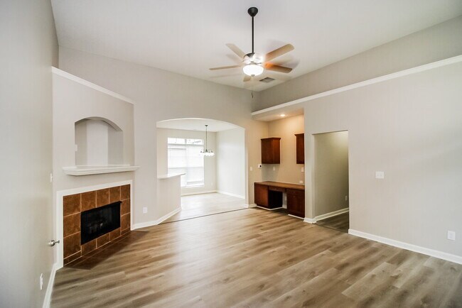 Photo - 4860 Stirrup Dr