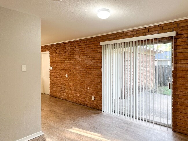 Photo - 4 Bedroom / 2 Bath / 2 Car Garage