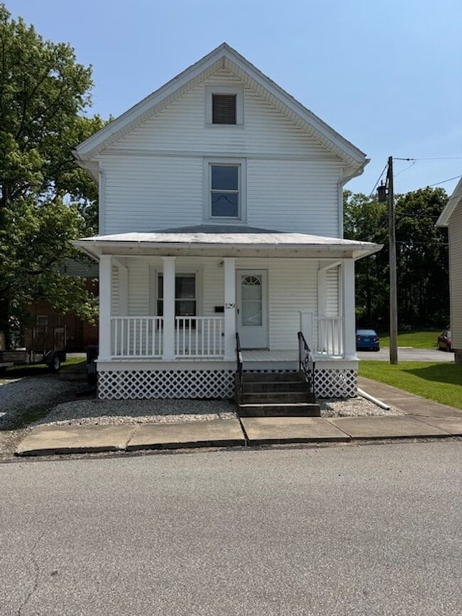 Photo - 129 Diamond St House