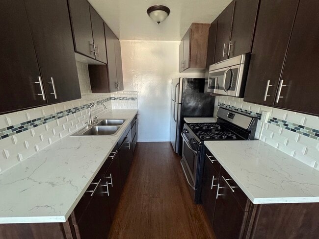 Photo - 1138 S Corning St Unit 23