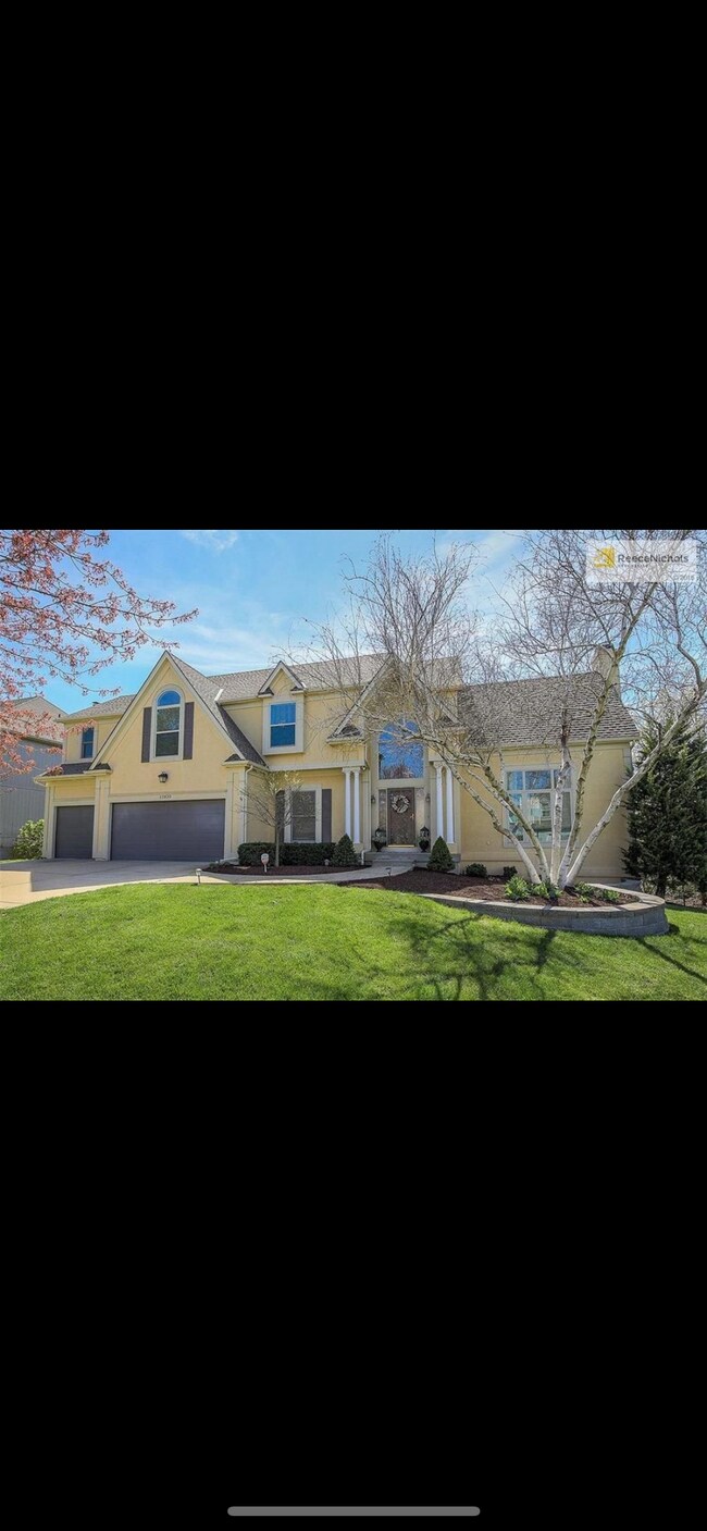 Photo - 12820 Century St