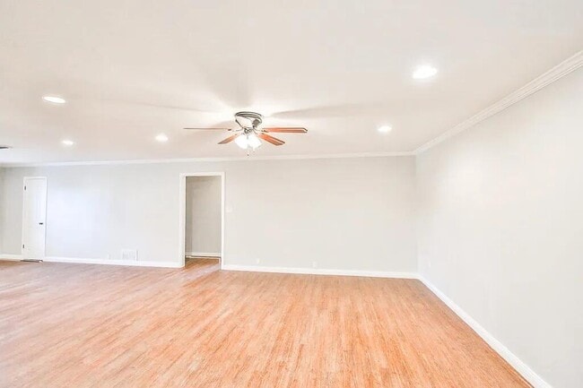 Photo - 4403 49th St