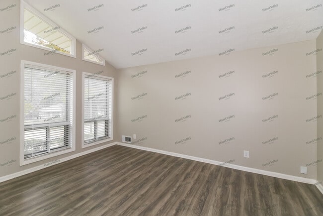 Photo - 1077 Ponderosa Park Dr