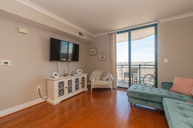 Photo - 414 Water St Unit 2209