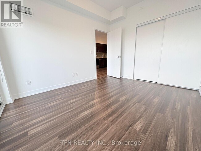 Photo - 1603 Eglinton Ave W Unité 321