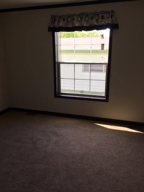 Photo - 61 Meadowlark Ln