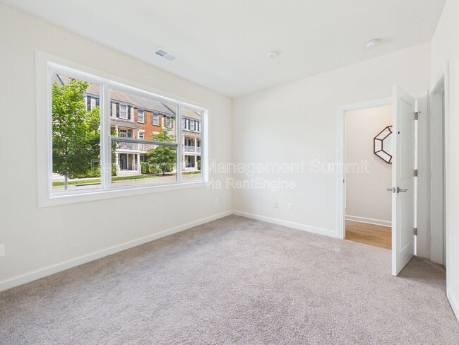 Photo - 1241 Old Trail Dr